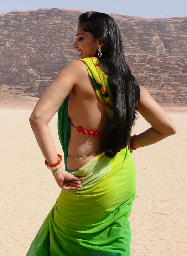 Anushka Shetty Hot And Sexy Photos