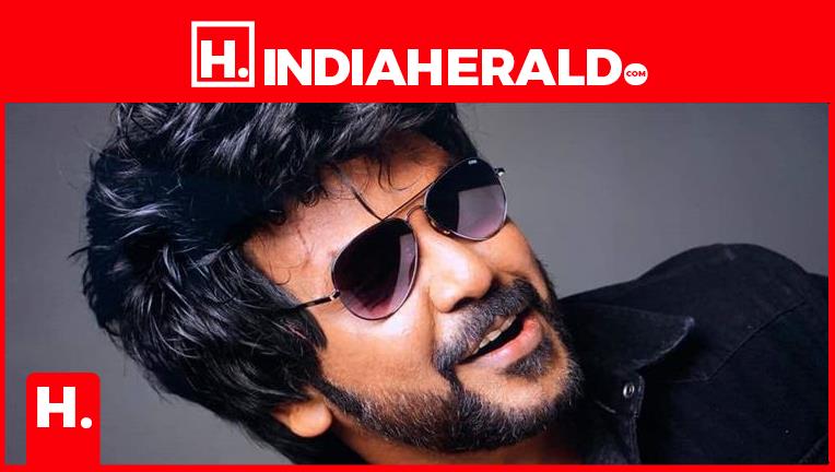 OMG This Actor Looks Exactly Like Rajinikanth