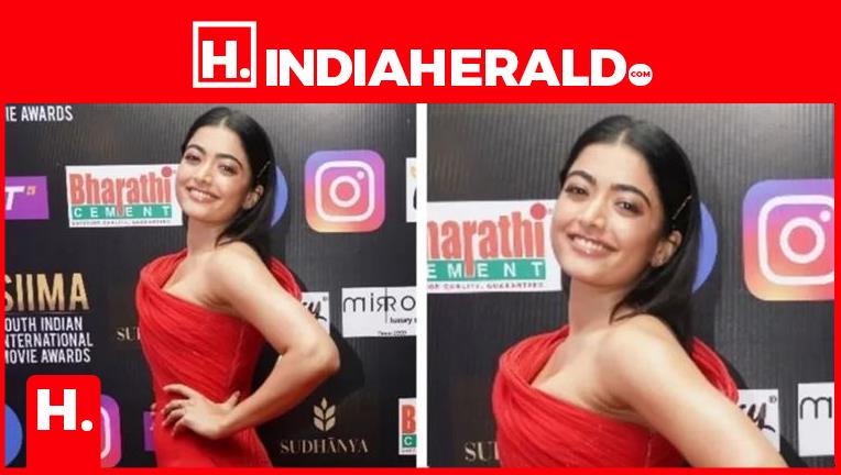 Rashmika Mandanna Oozing Hotness And Ravishing At SIIMA P