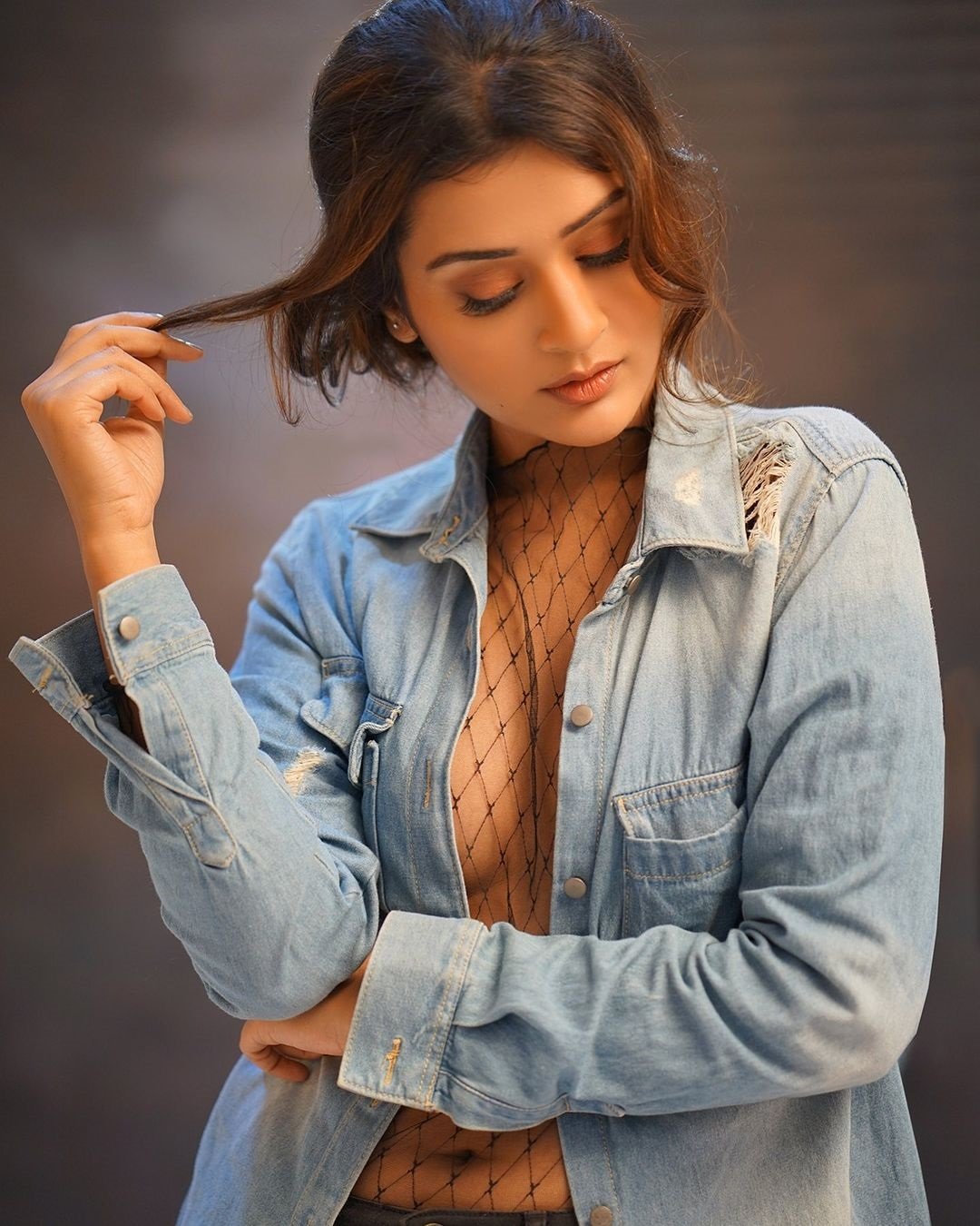 Hot Pic Talk Payal Rajput Goes Braless In Unbuttoned Deni