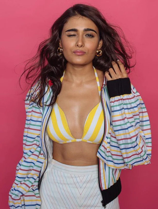 Arjun Reddy' fame Shalini Pandey is a hot mess and these sexy photos are  proof