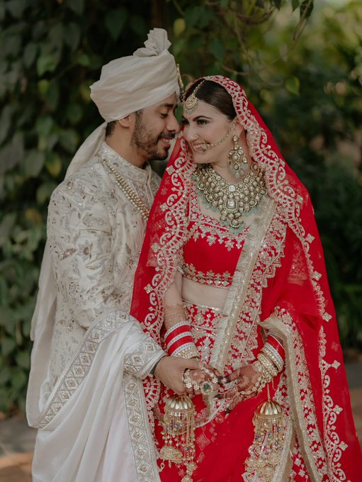 Radhika Merchant's Crystal Studded Pre-Wedding Lehenga Took 5700 Hours To  Be Made, Reveals Manish Malhotra