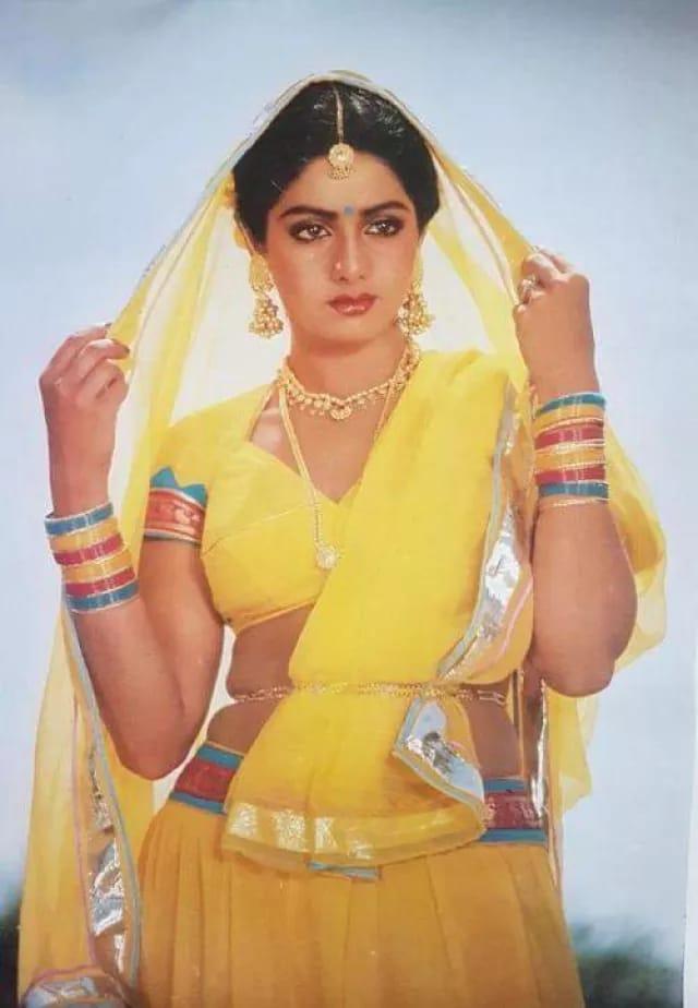 640px x 924px - Smita Patil accused Sridevi of being a s** symbol ?