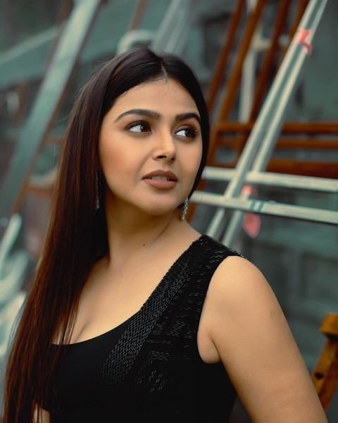 Monal Gajjar New Photos Gallery