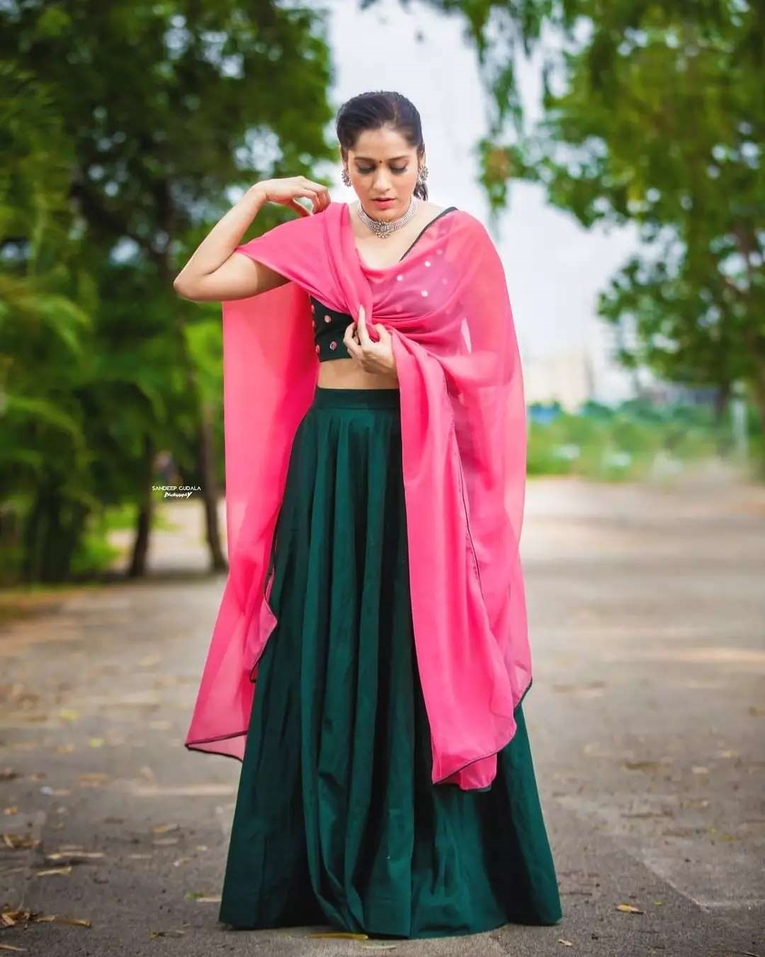 Rashmi Gautam New Clicks Photo Shoot