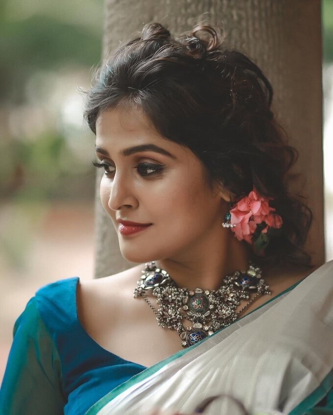 Remya Nambeesan New Stills Collection