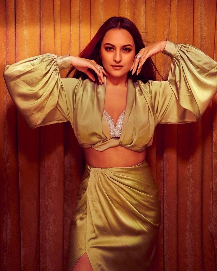 Sonakshi Sinha New Clicks Collection