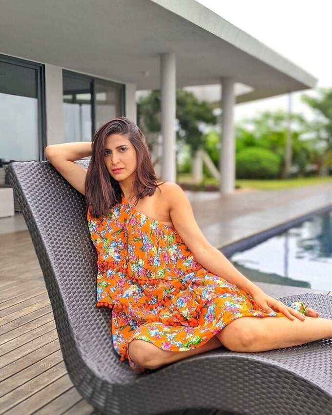 Actress And Model Aahana Kumra Latest Photoshoot