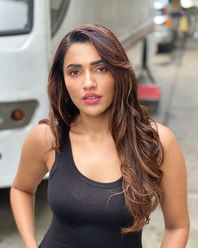 Actress And Model Akshara Gowda Latest Image Collection