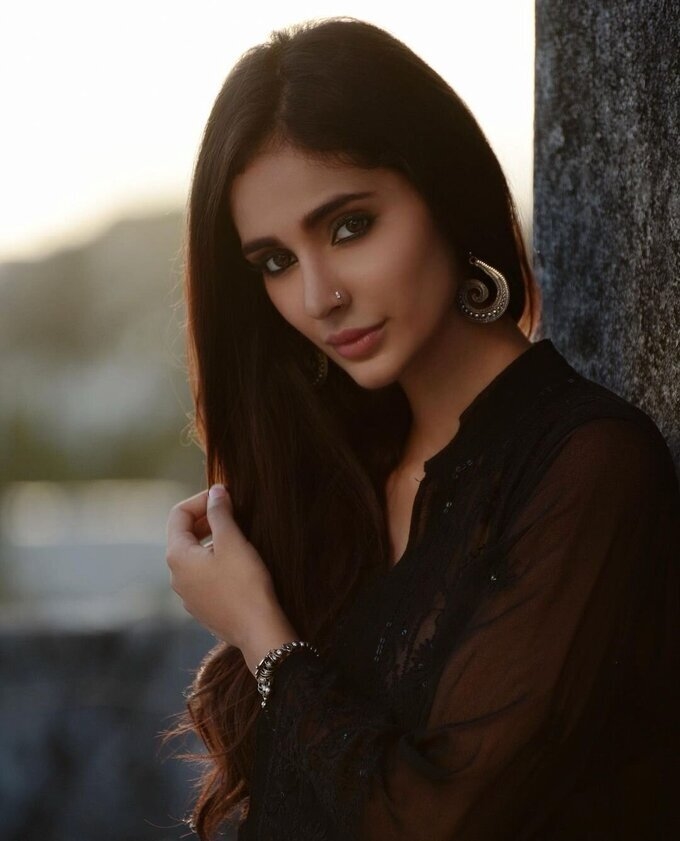 Actress And Model Alankrita Sahai Image Collection