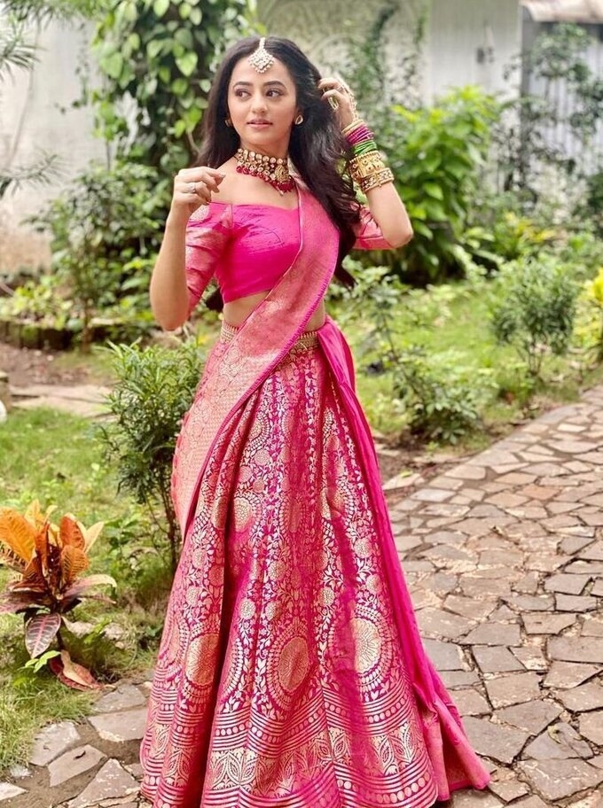 Actress And Model Helly Shah Image Collection