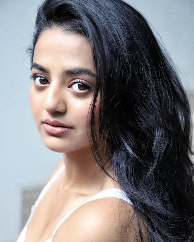 Actress And Model Helly Shah Latest Photoshoot
