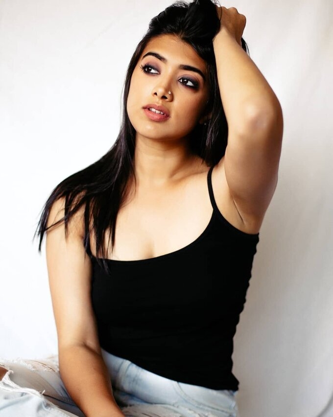 Actress And Model Maduri Braganza Latest Photos