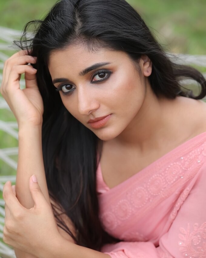 Actress And Model Mirnaa Adhiti Menon Latest Images