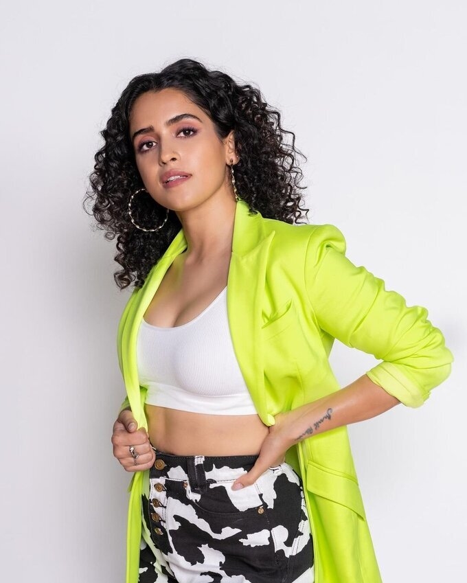 Actress And Model Sanya Malhotra Latest Photoshoot