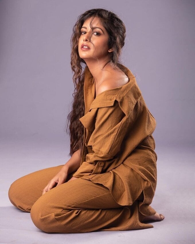 Actress Ishita Dutta Latest Hot Photoshoot