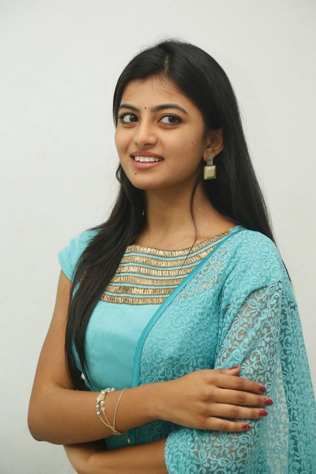 Actress Kayal Aanandi Image Collection