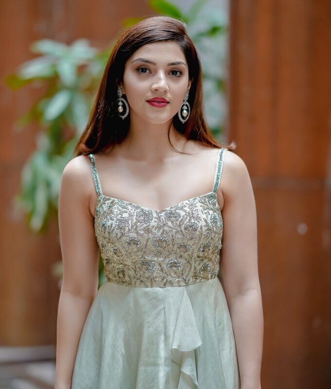 Actress Mehreen Kaur Pirzada Latest Photo Collection