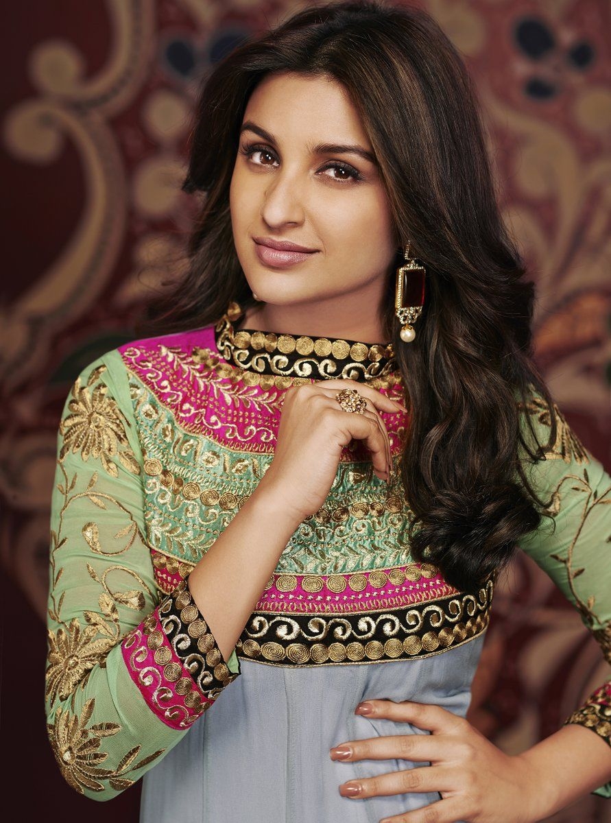 Actress Parineeti Chopra Image Collection