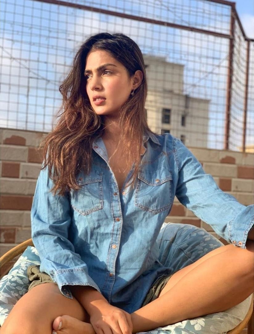 Actress Rhea Chakraborty Image Collection