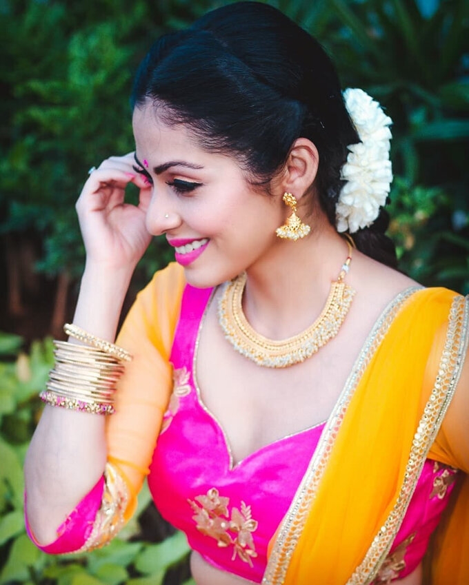 Actress Sadha Image Collection In Saree