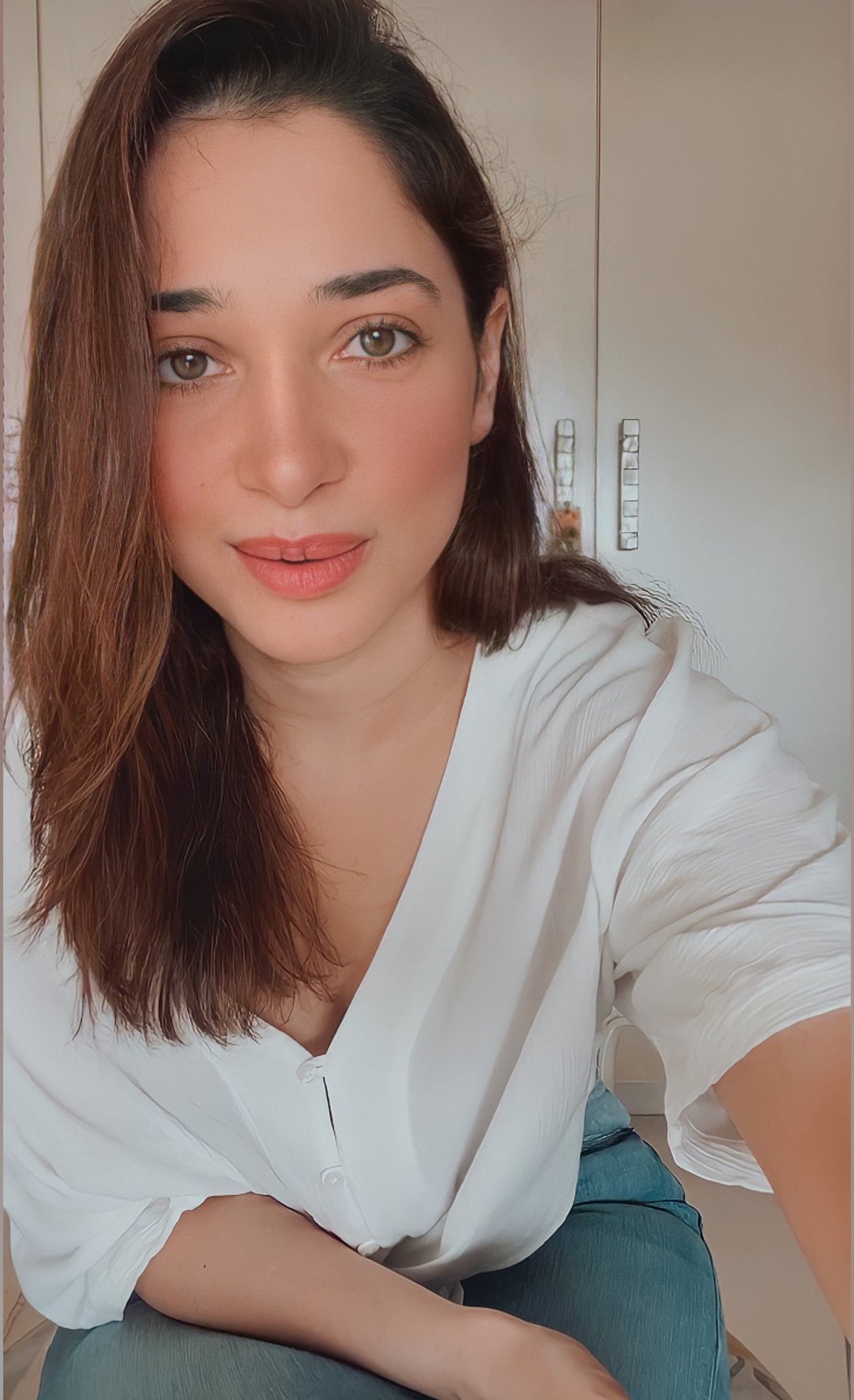 Actress Tamannaah Bhatia Hot Snaps From Instagram Live