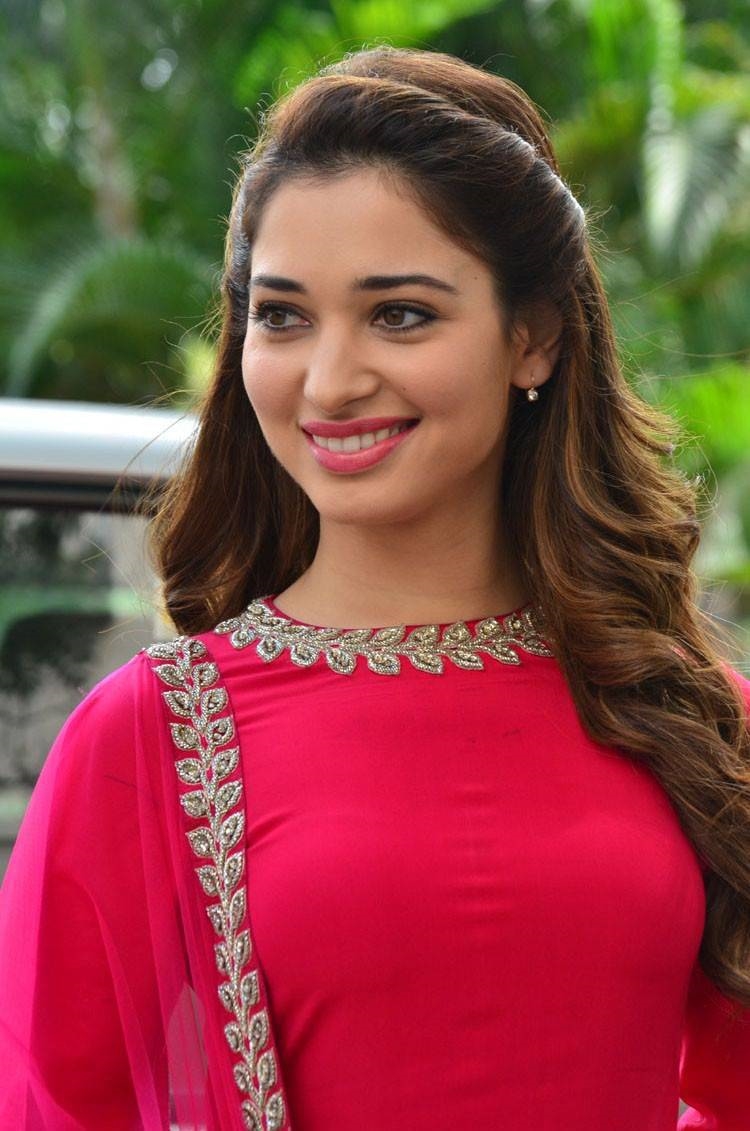 Actress Tamannah Bhatia Old Images