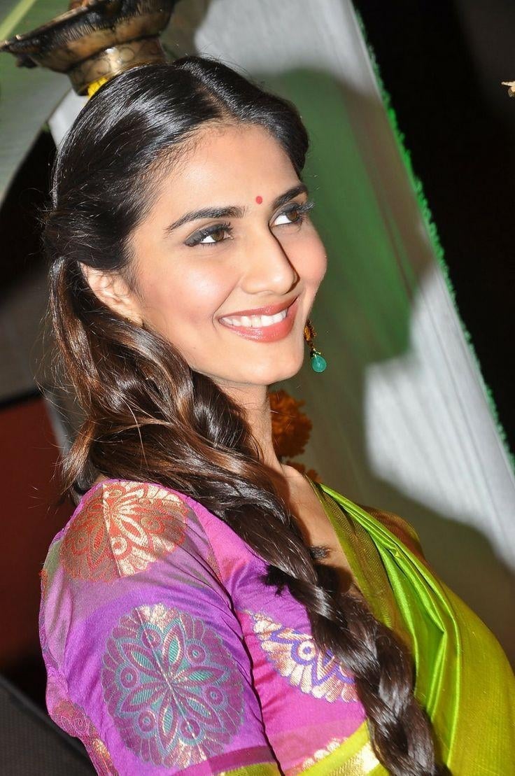 Actress Vaani Kapoor Latest Photoshoot