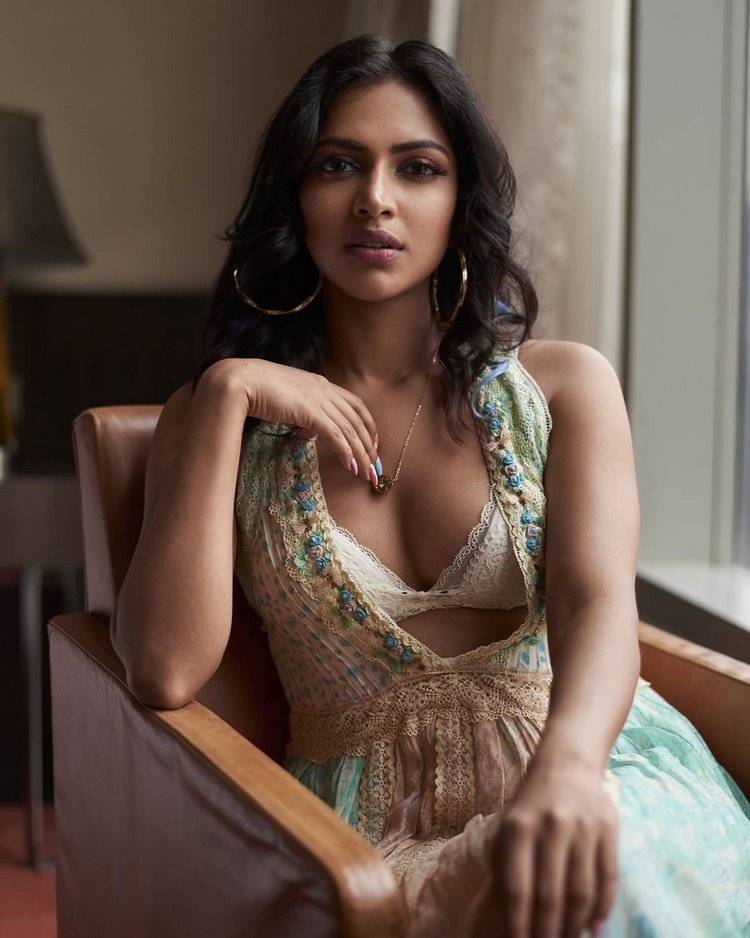 Amala Paul Pics Collection