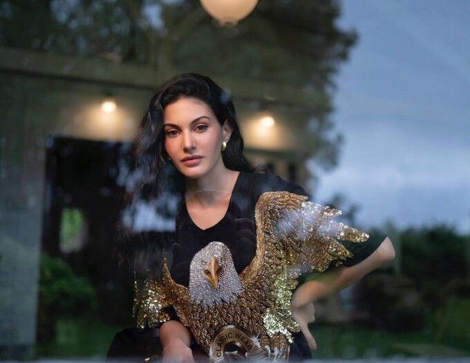 Amyra Dastur Stills Gallery