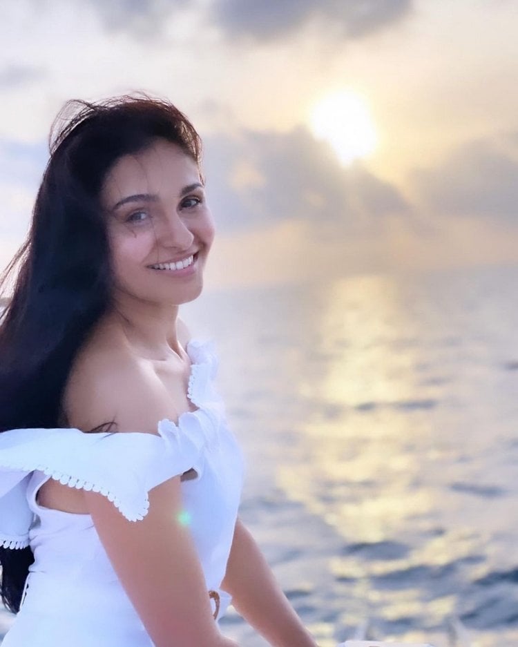 Andrea Jeremiah New Photos Gallery