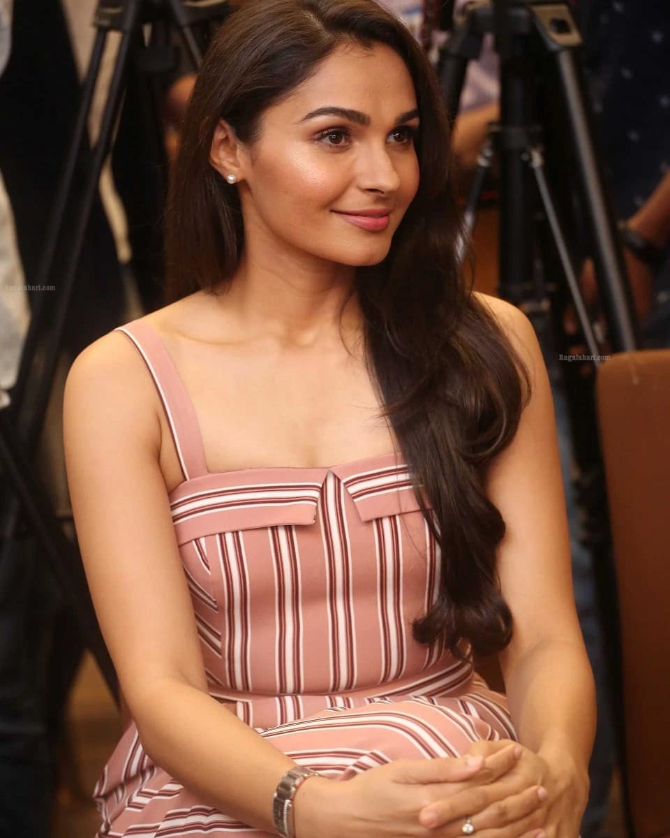 Andrea Jeremiah New Stills