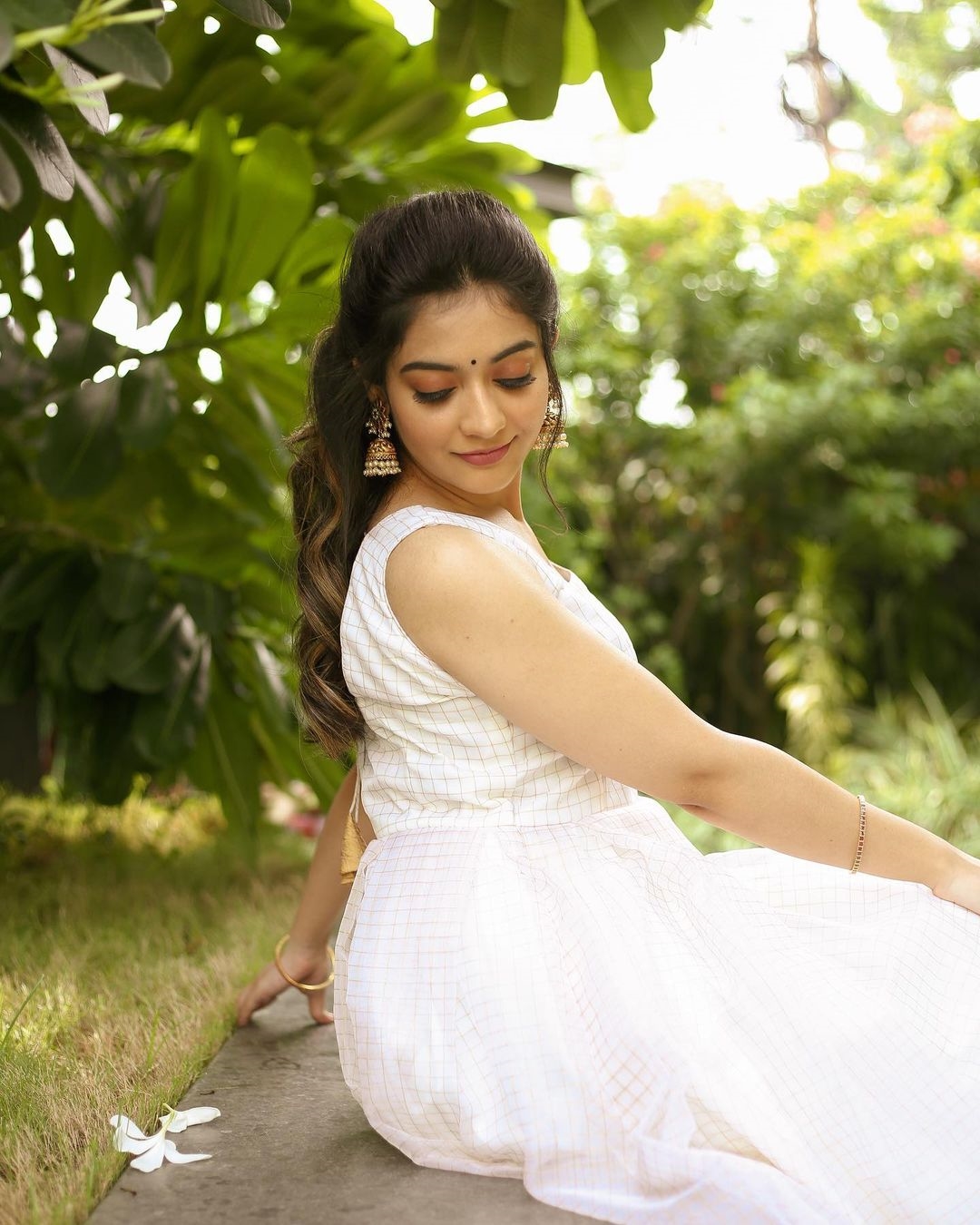 Athmika Sumithran New Photos