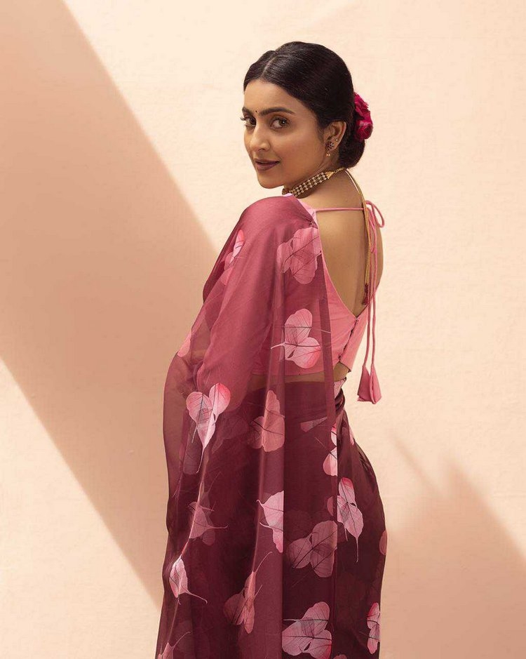 Avantika Mishra New Clicks Collection