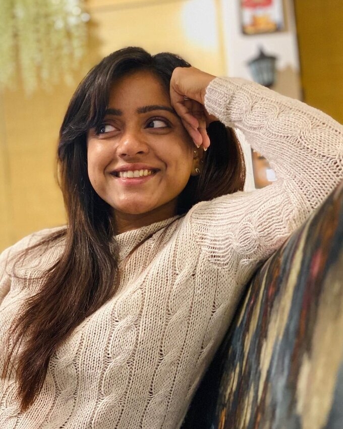 BiggBoss Contestant And Actress Vithika Sheru Images