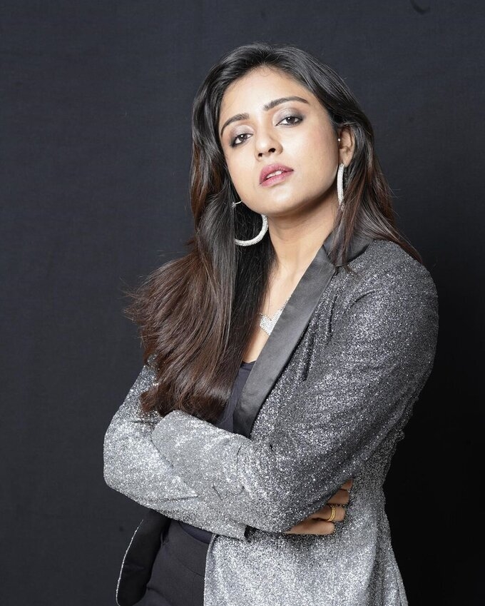 BiggBoss Contestant And Actress Vithika Sheru Images