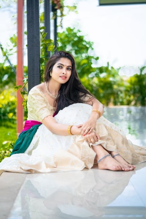 Divi Vadthya Latest Photos Gallery