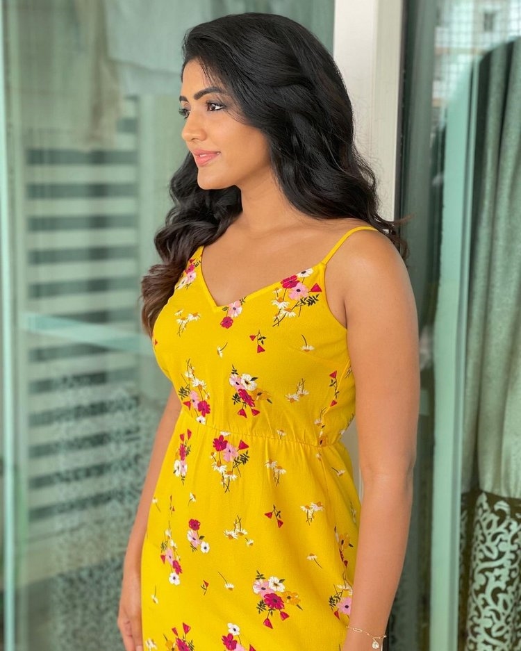 Eesha Rebba Hot Photos In Yellow Frock