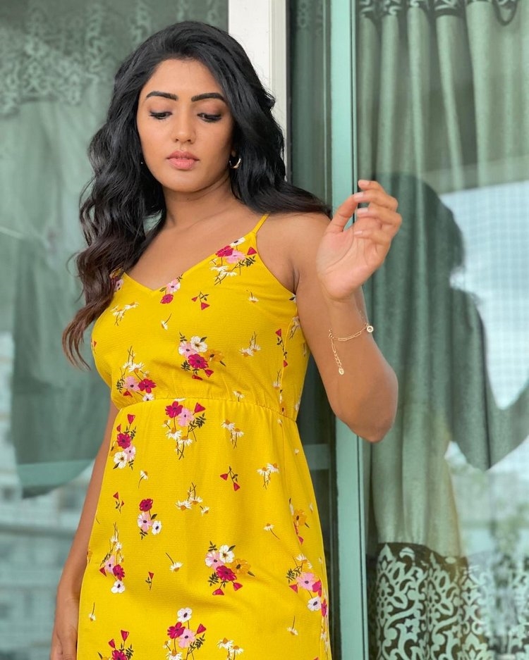 Eesha Rebba Hot Photos In Yellow Frock