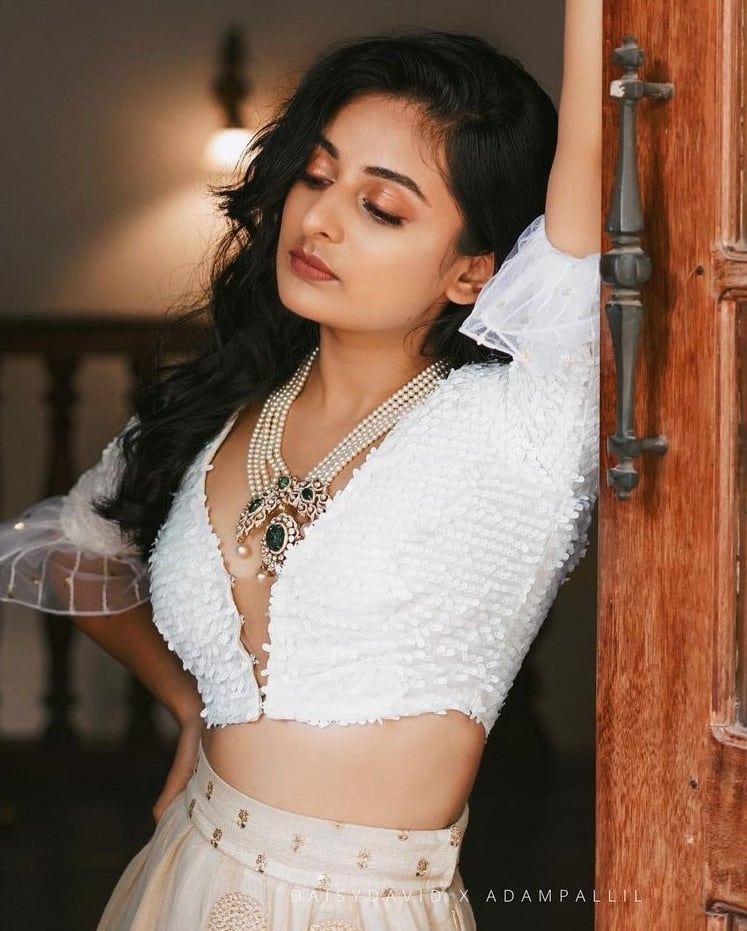 Esther Anil latest Photos