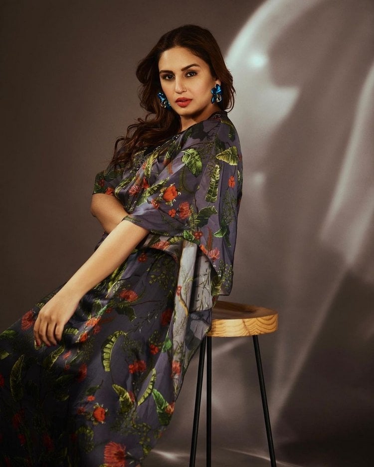 Huma Qureshi New Images Collection Gallery