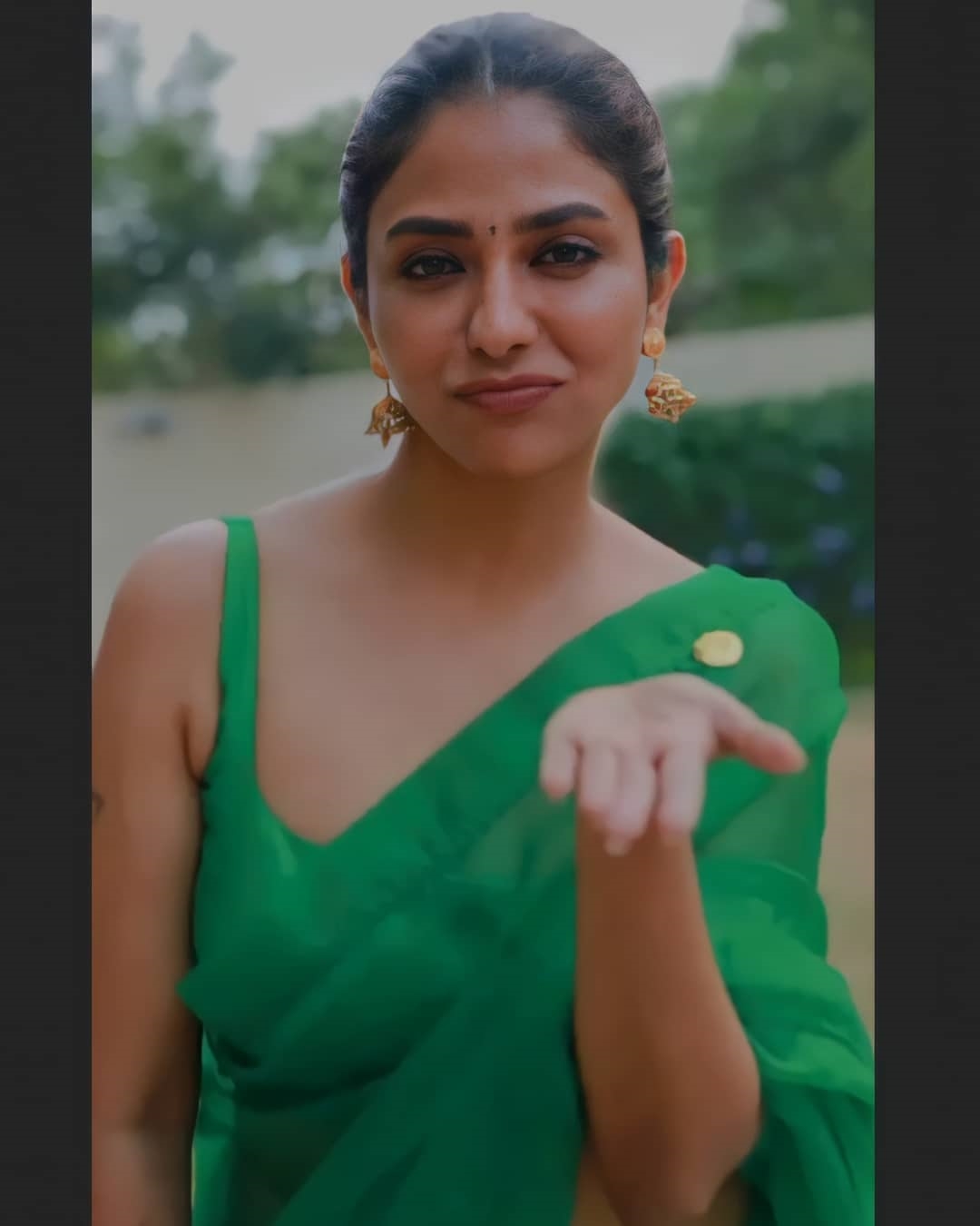 Kollywood Actress New Clicks In Green Dress