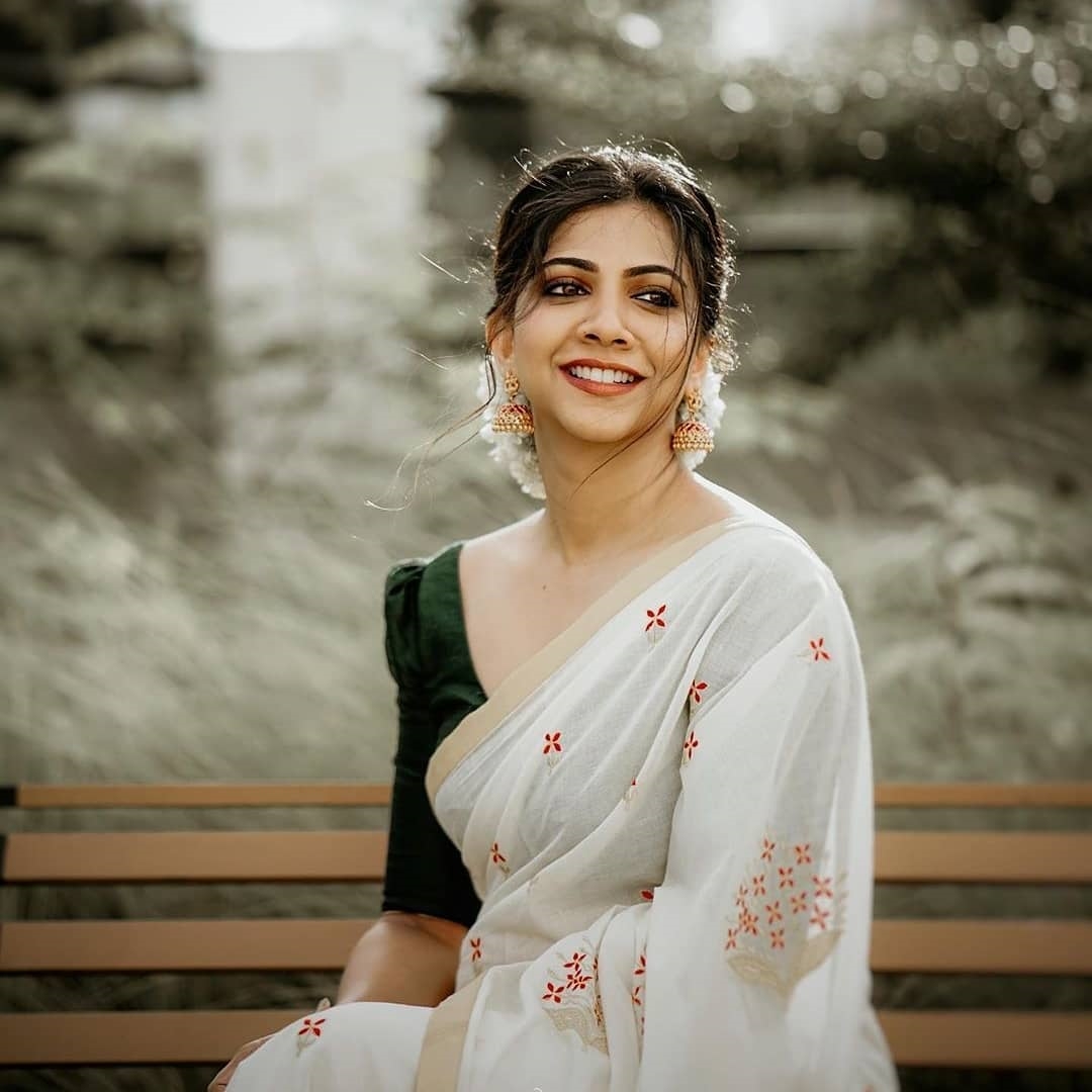 Madonna sebastian New Images in saree