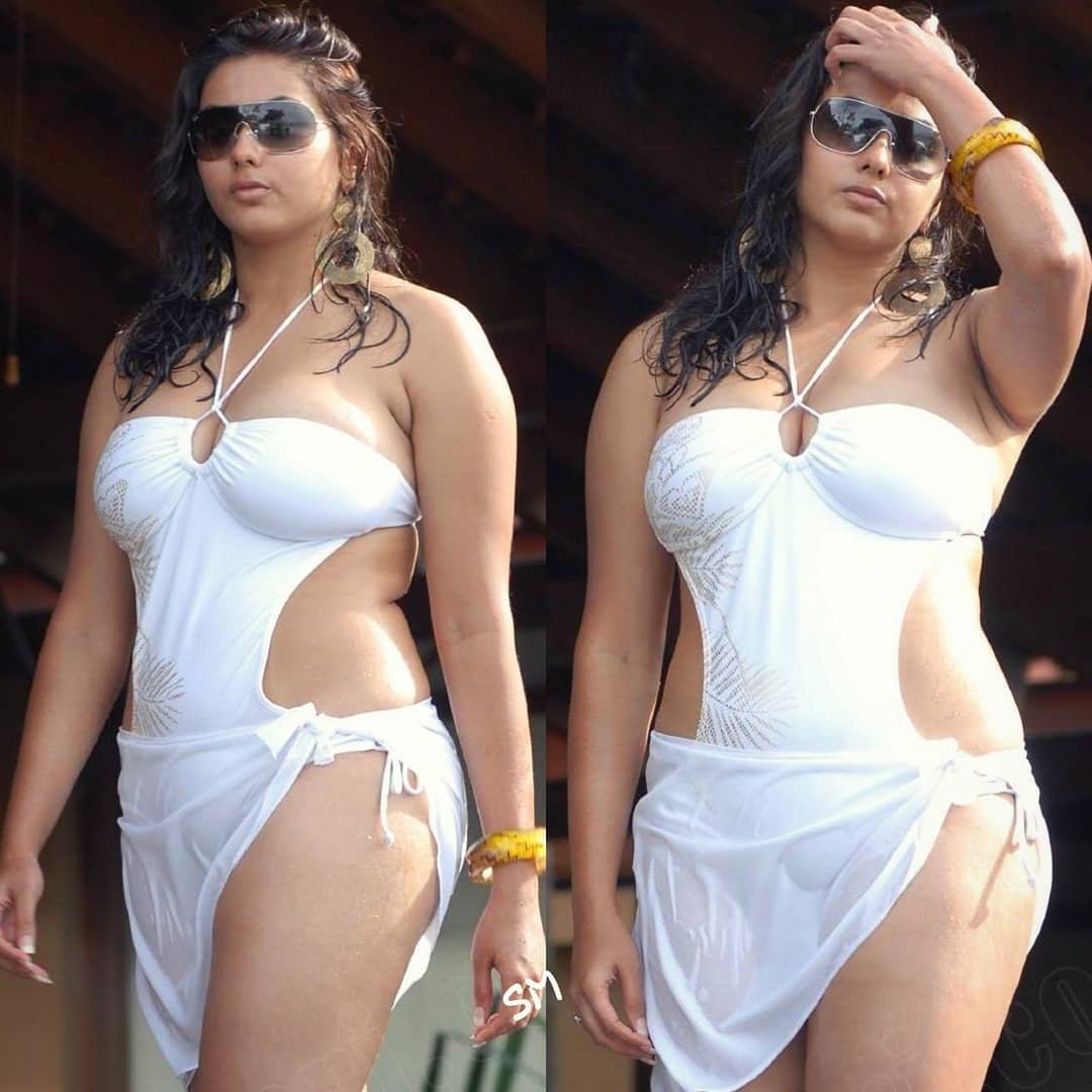 Namitha latest white dress Photo s