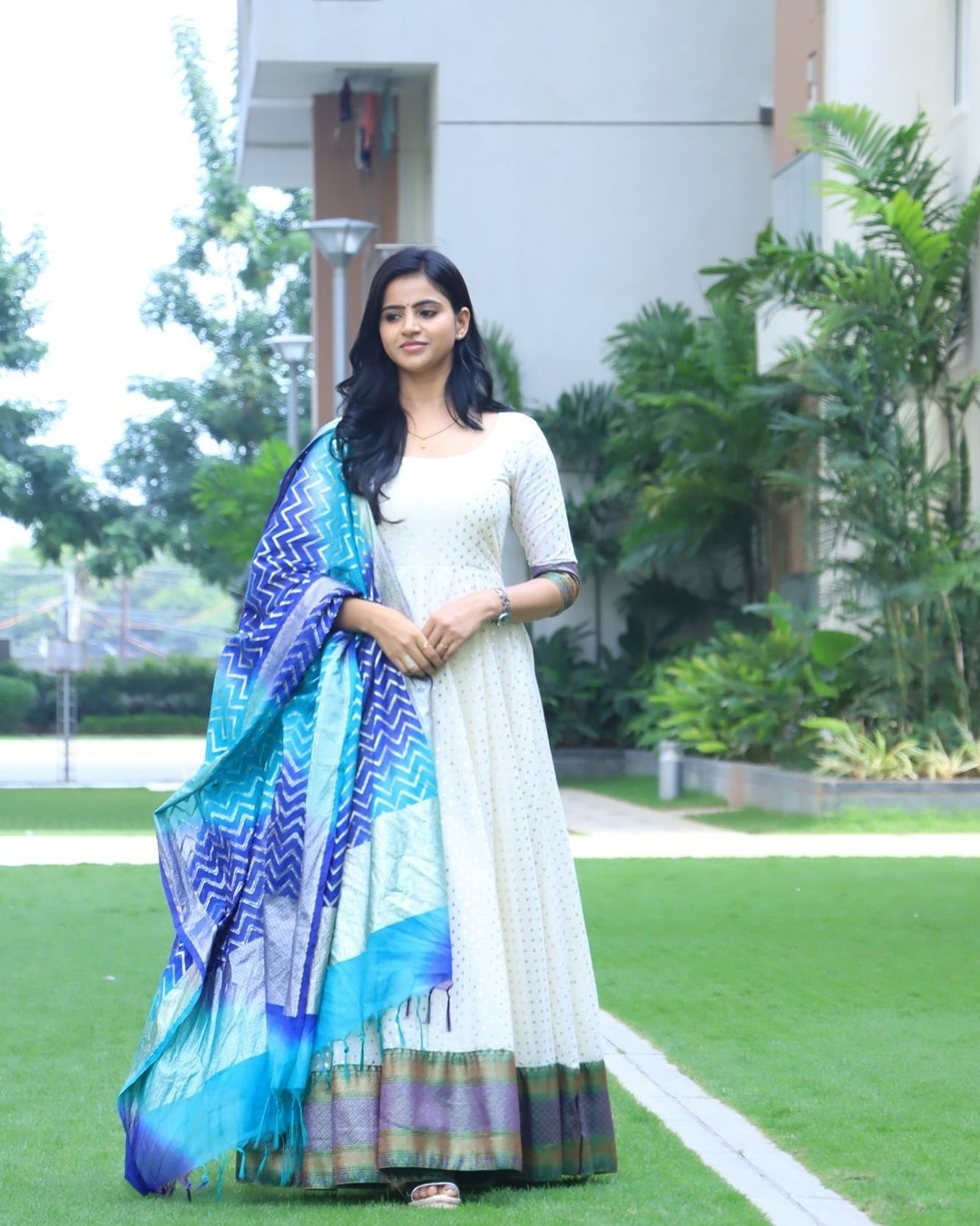 Naveena Yata New Clicks Collection