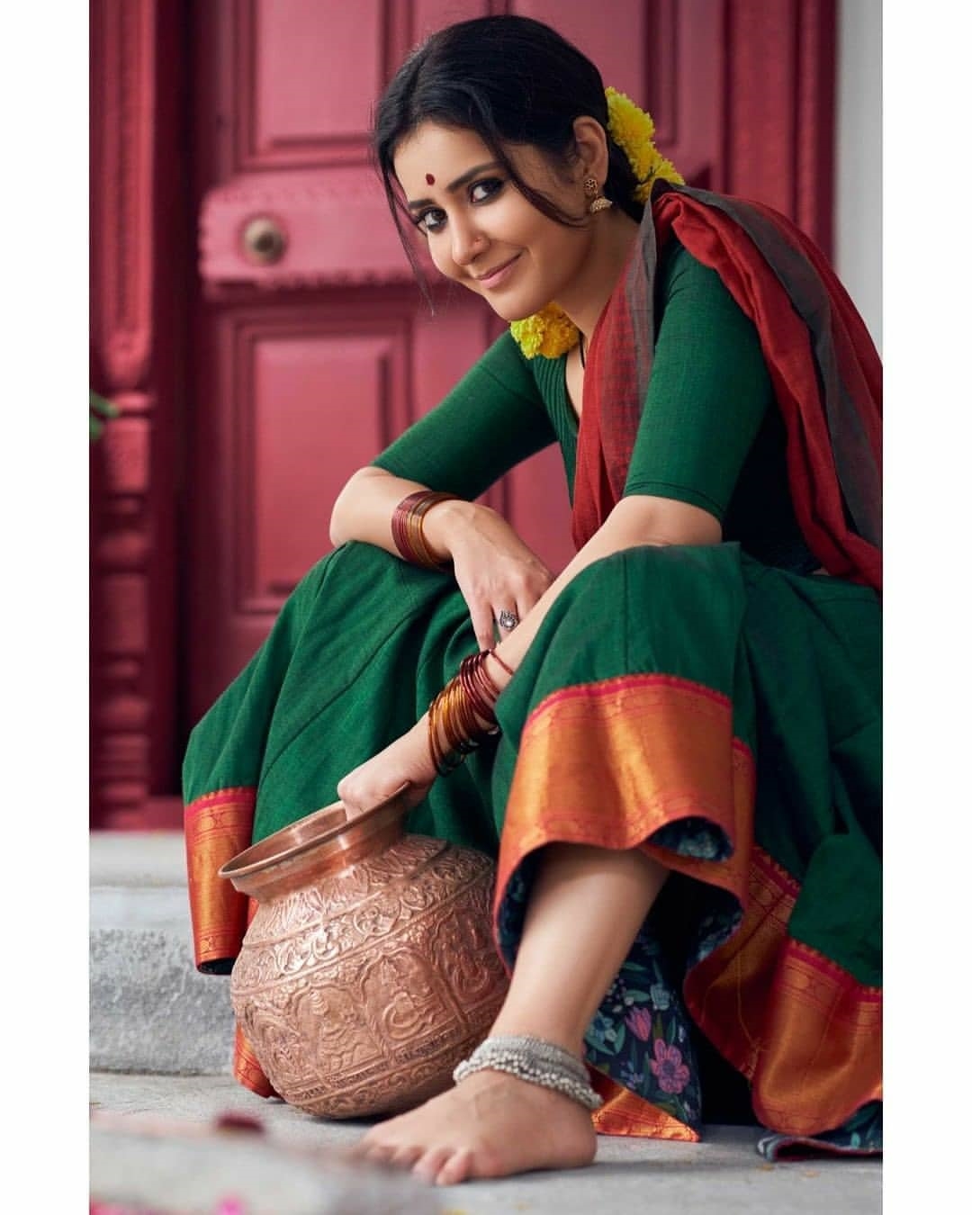 Rashi Khanna latest Photos In Traditional Look