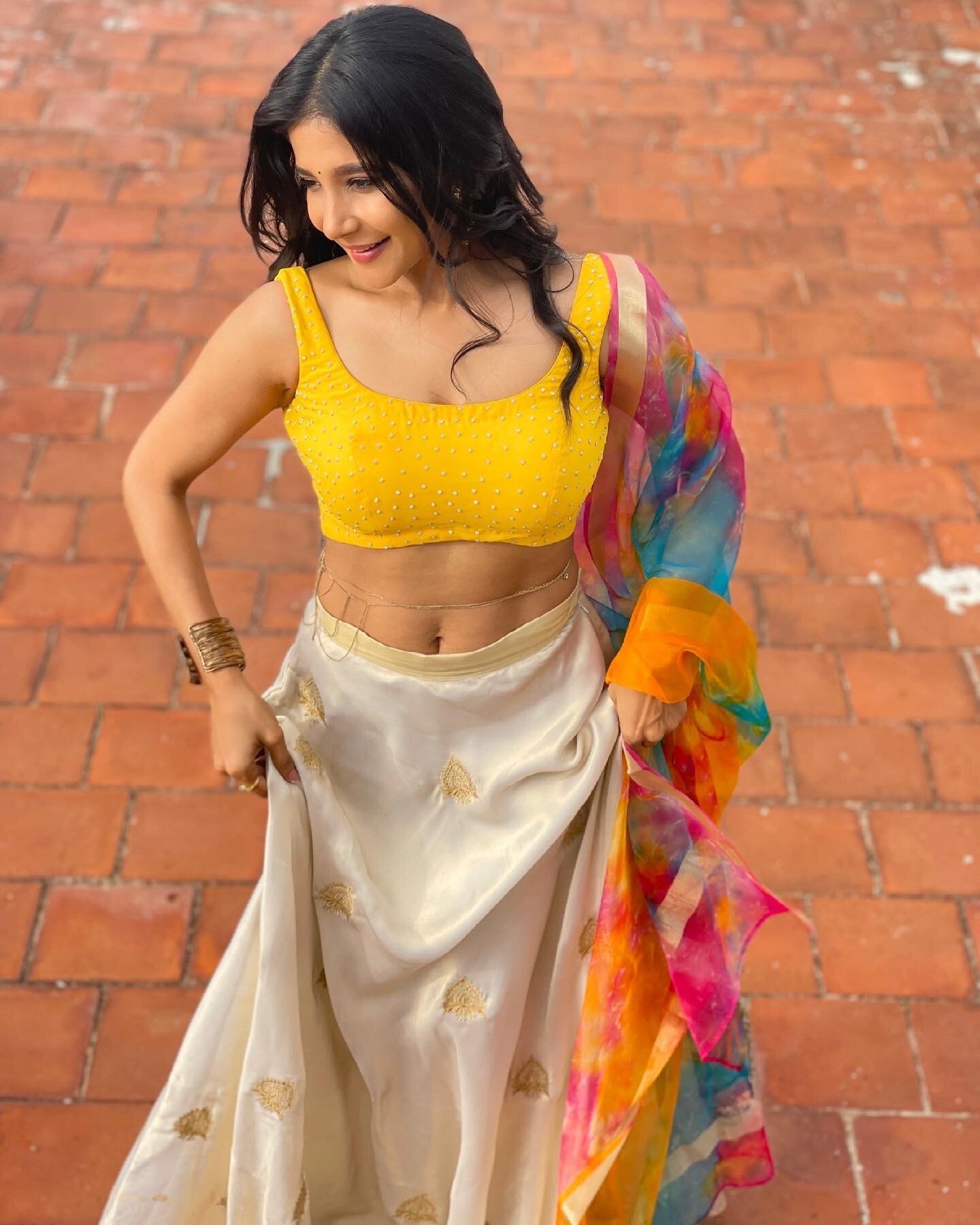 Sakshi Agarwal Latest Super C00l Photos