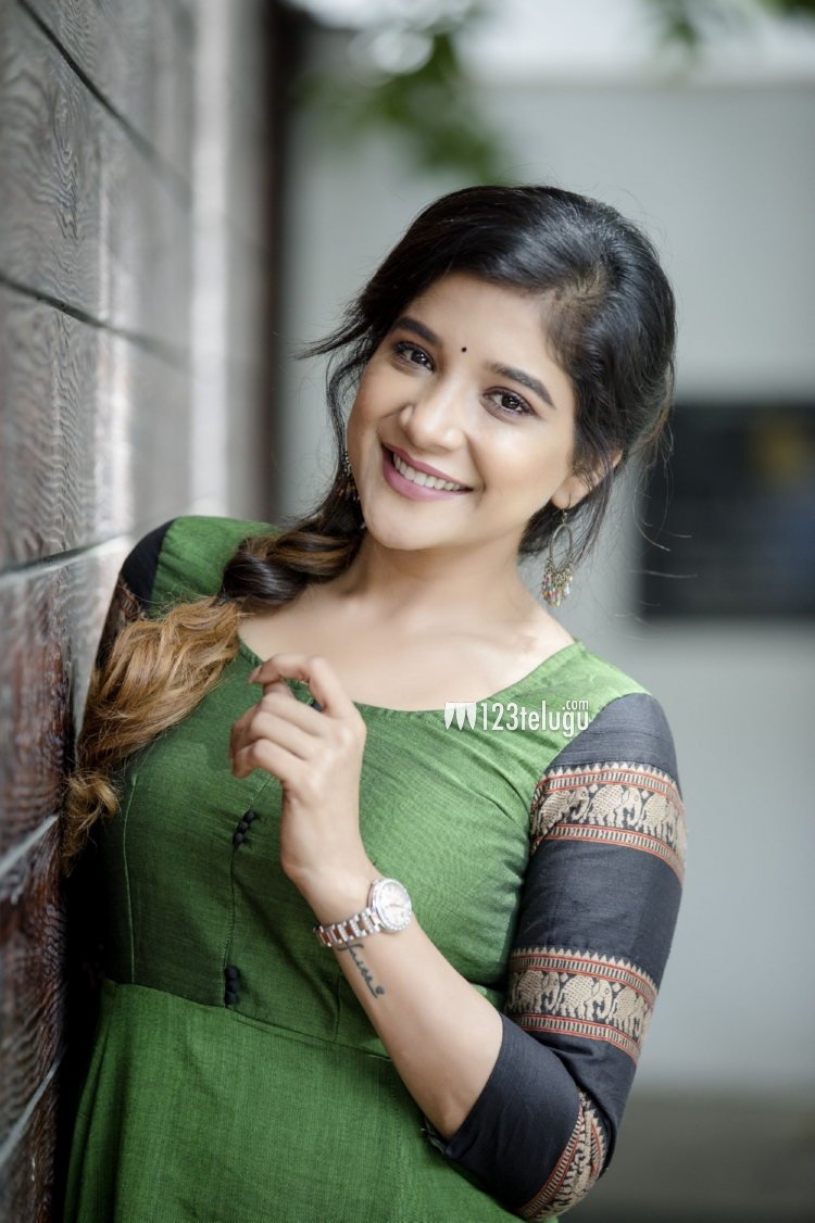 Sakshi agarwal latest Photos