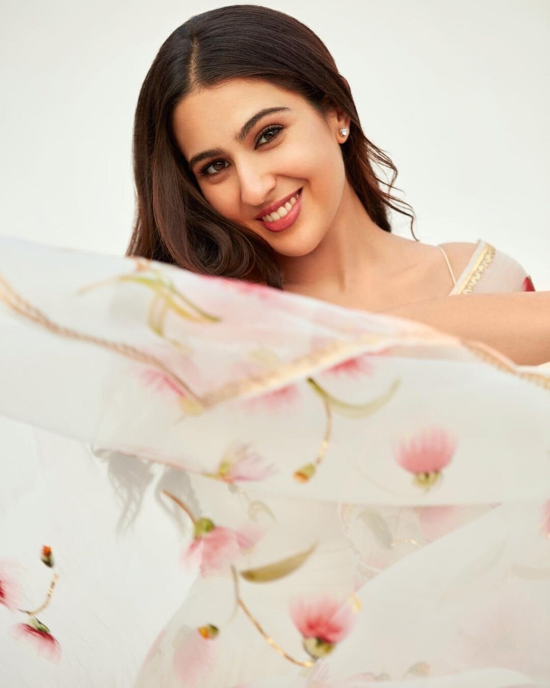 Sara Ali Khan Amazing Cute Photos