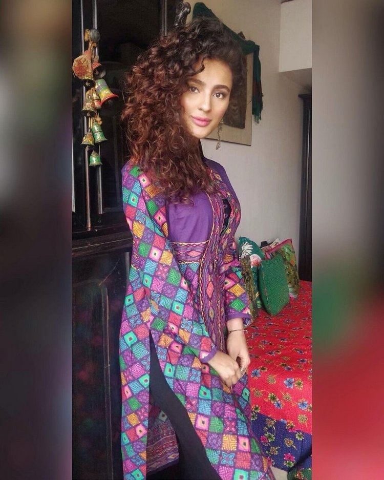 Seerat Kapoor Amazing Photos